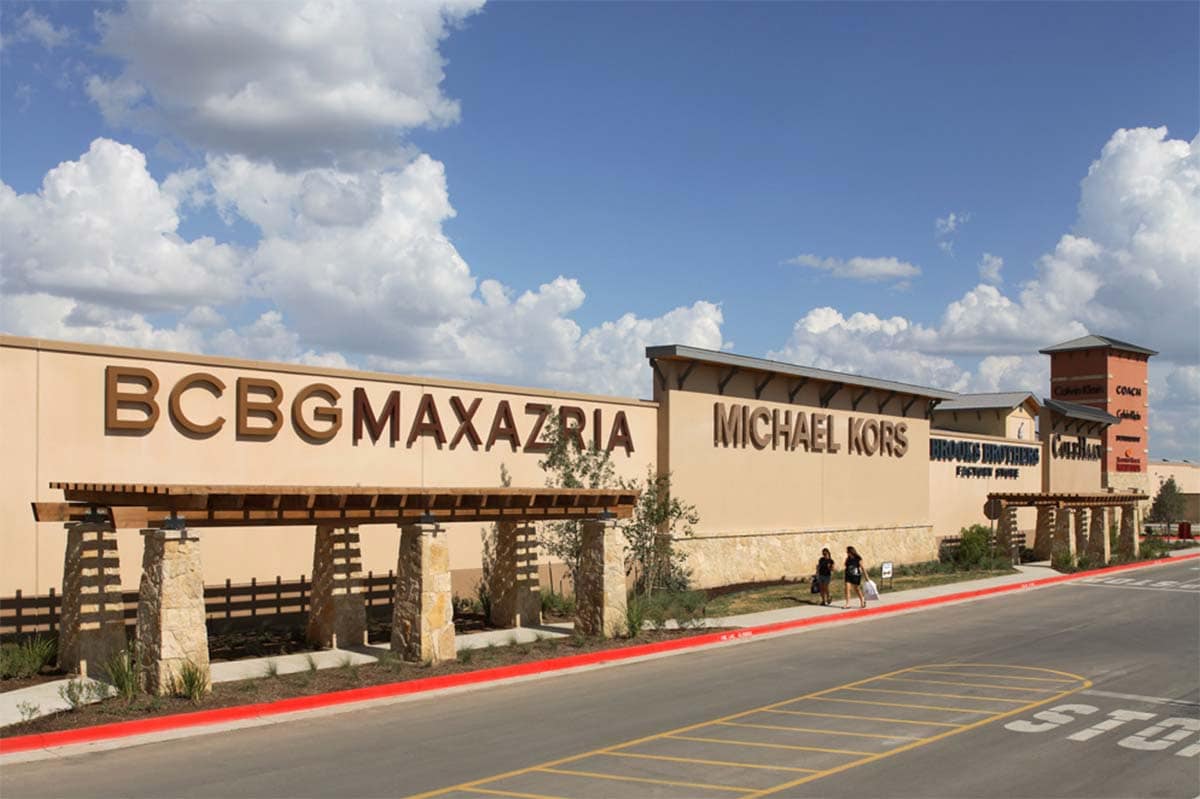 dallas to austin road trip round rock outlets